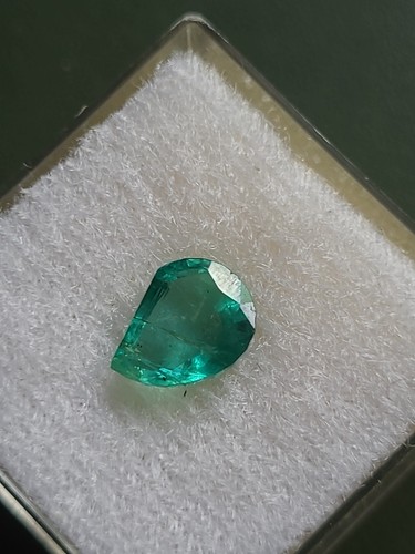 7ct karat smaragd natürlich - 1,7ct,