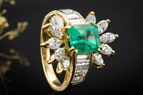 Ring sunburst design - im,