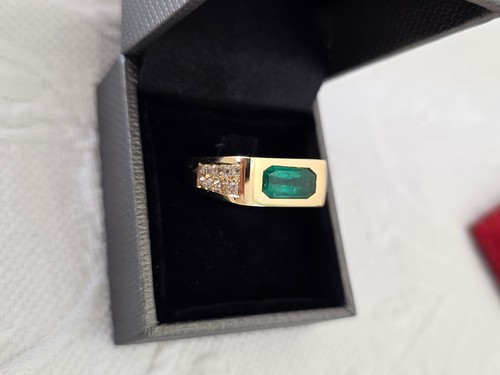 Ring aus 750 gold - 750, smaragd